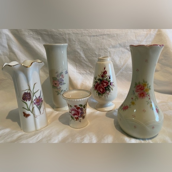 🌷All 5 Floral Vases For One $-Unique & Perfect- When 1 Sells this Listings Gone - Picture 2 of 16